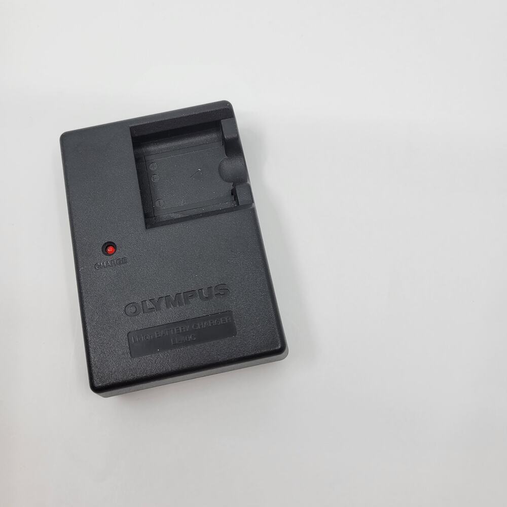 Olympus LI-40C Battery Charger for TG-310 TG310 U700 U710, U720 U720